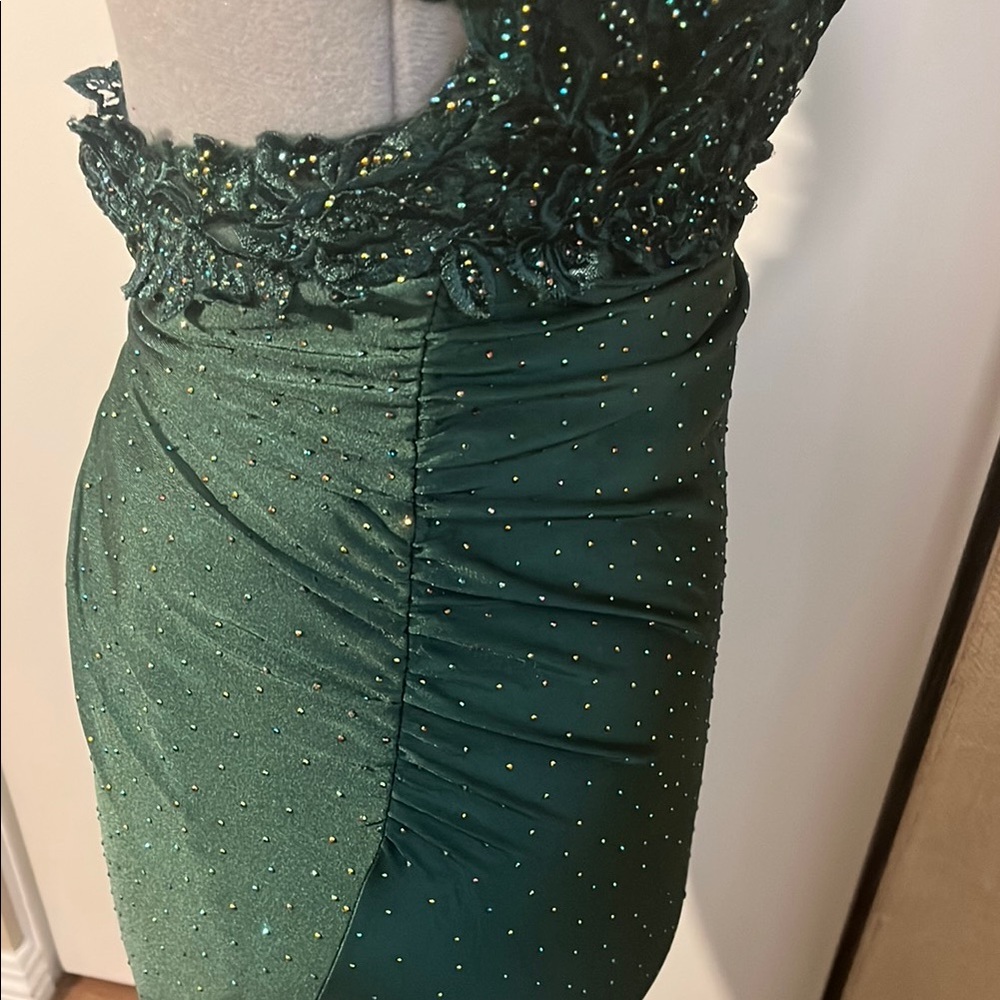 Green Embellished Spaghetti Strap Prom Gown - Picture 8 of 14